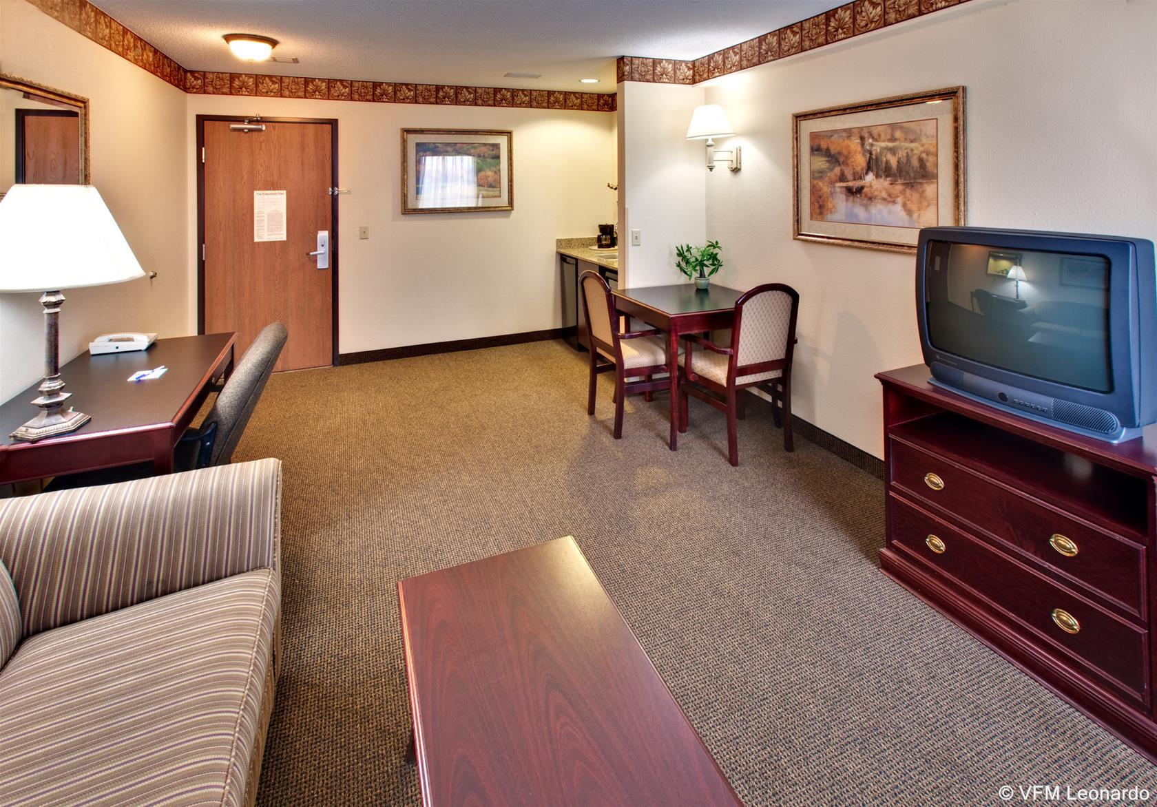Best Western Watertown מראה חיצוני תמונה