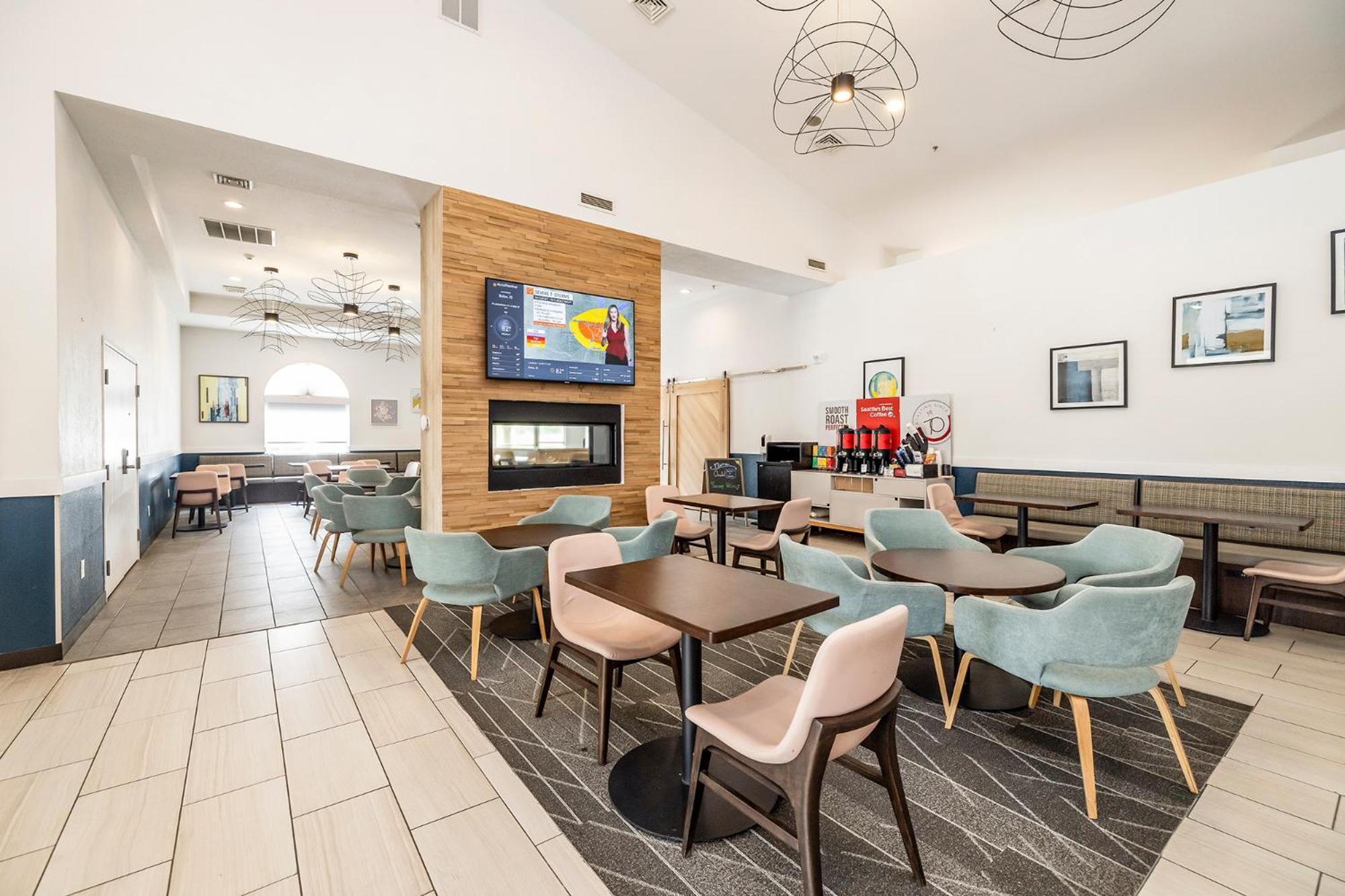 Best Western Watertown מראה חיצוני תמונה